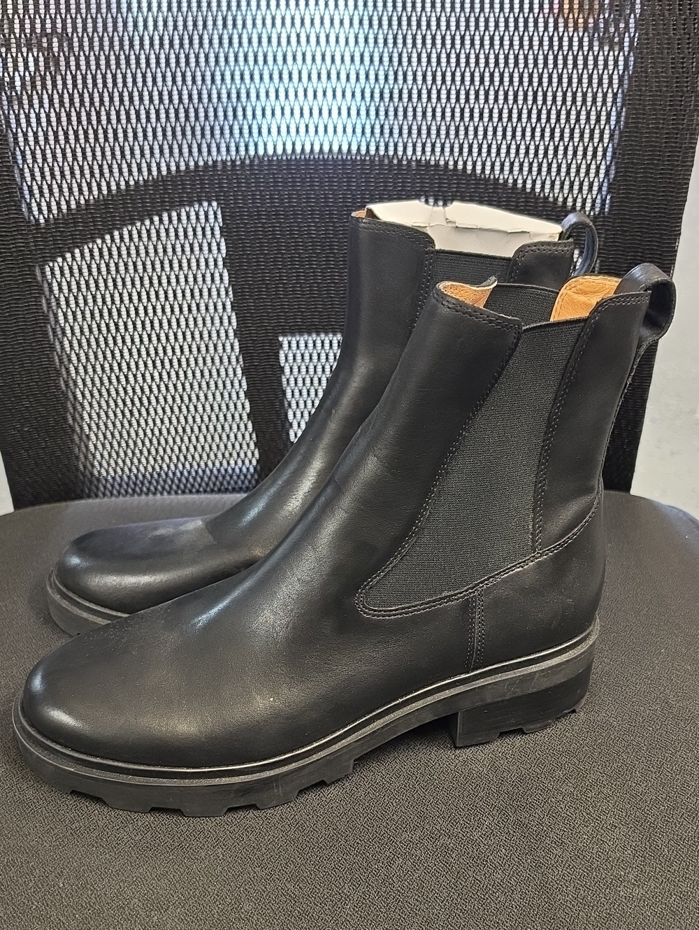Madewell Black Leather Chukka Boots